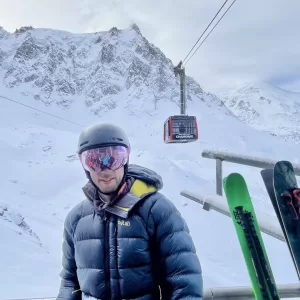 Awaiting the Aiguille du Midi car from the mid-station.